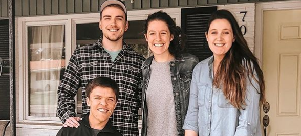 Molly Roloff and Joel Silvius' Intimate Wedding: Pics