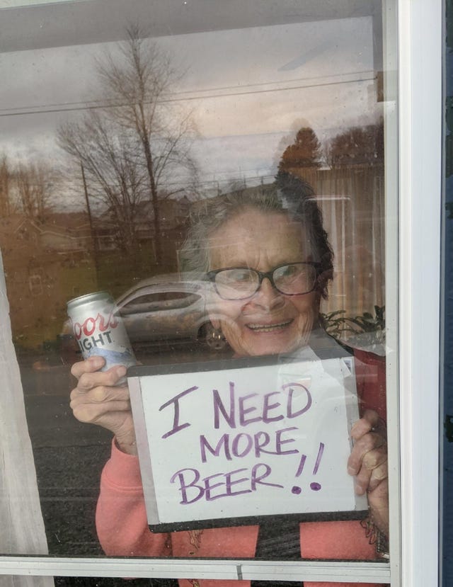 Great Grandma Est 2024 - New Great Grandmother Beer Can Pint Glass