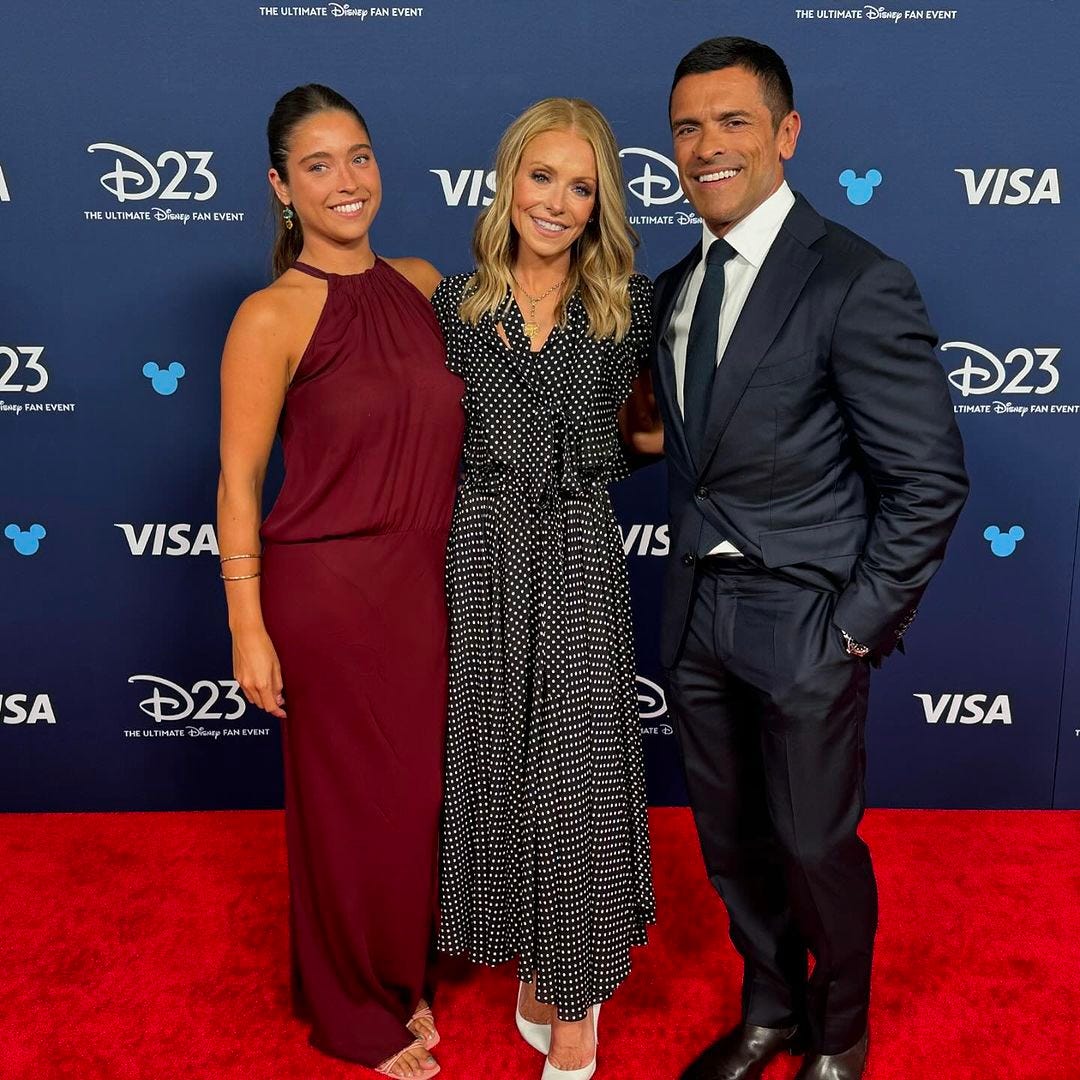 preview for Kelly Ripa and Mark Consuelos Are The Coolest Parents