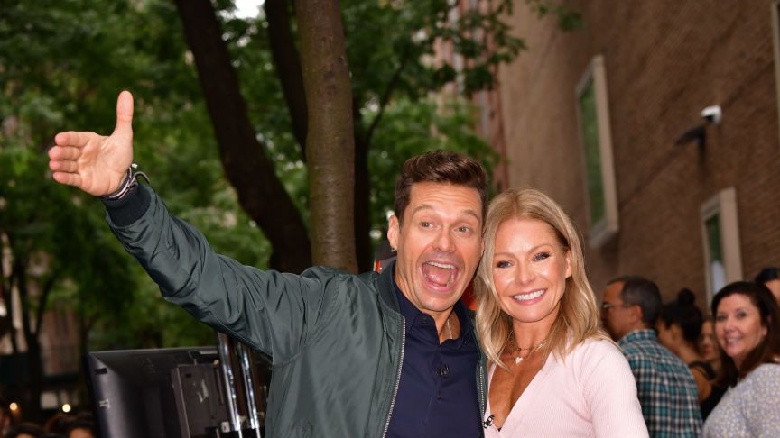 preview for Kelly Ripa and Mark Consuelos’ Relationship Timeline