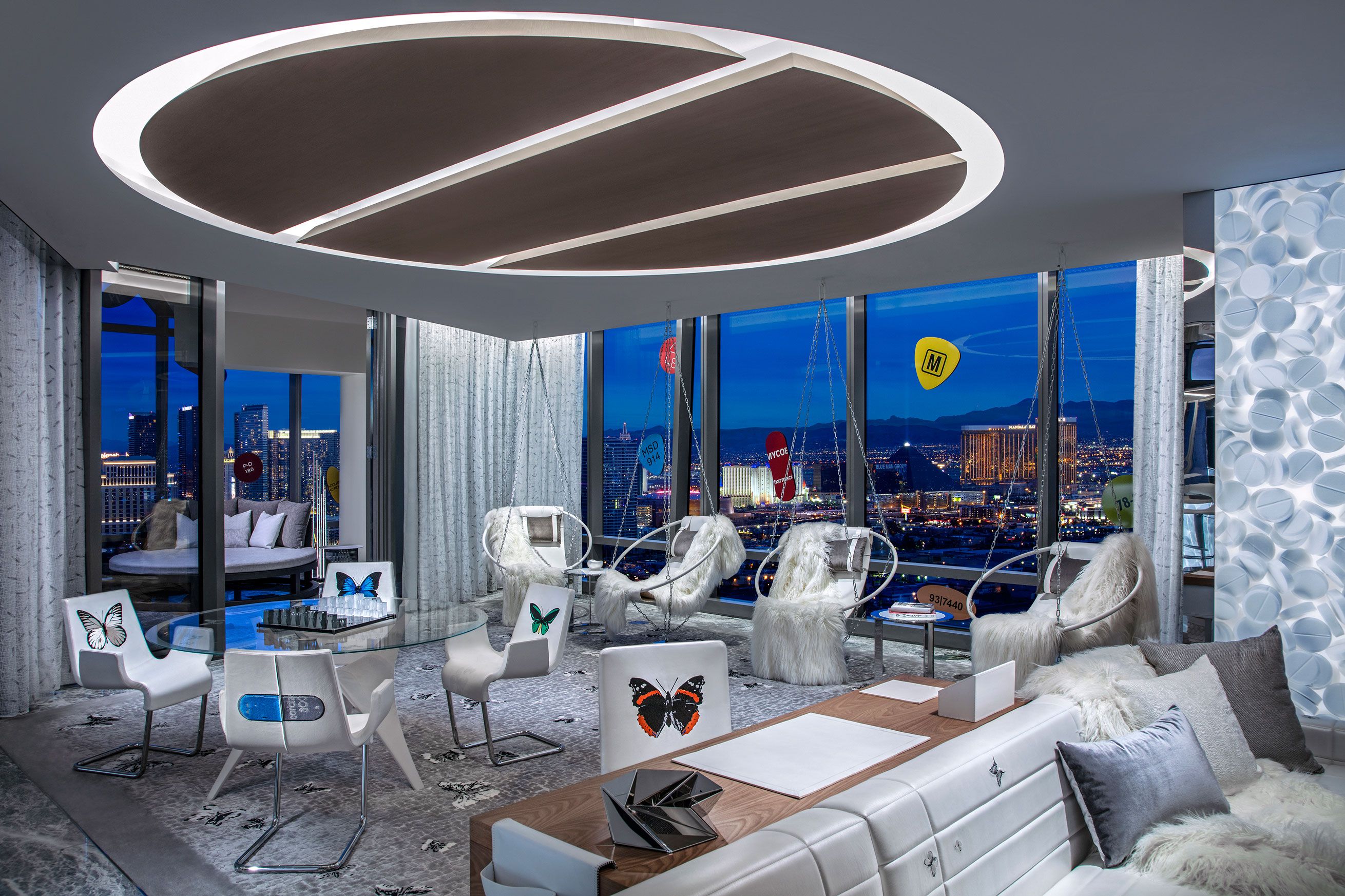 Damien Hirst Designed A Hotel Room For Palms Palms Casino Resort