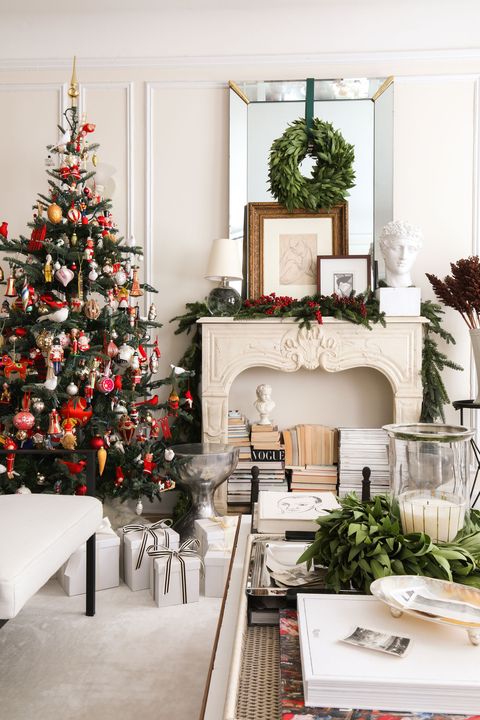 Christmas tree, Christmas decoration, White, Christmas, Home, Room, Christmas ornament, Living room, Tree, Interior design, 