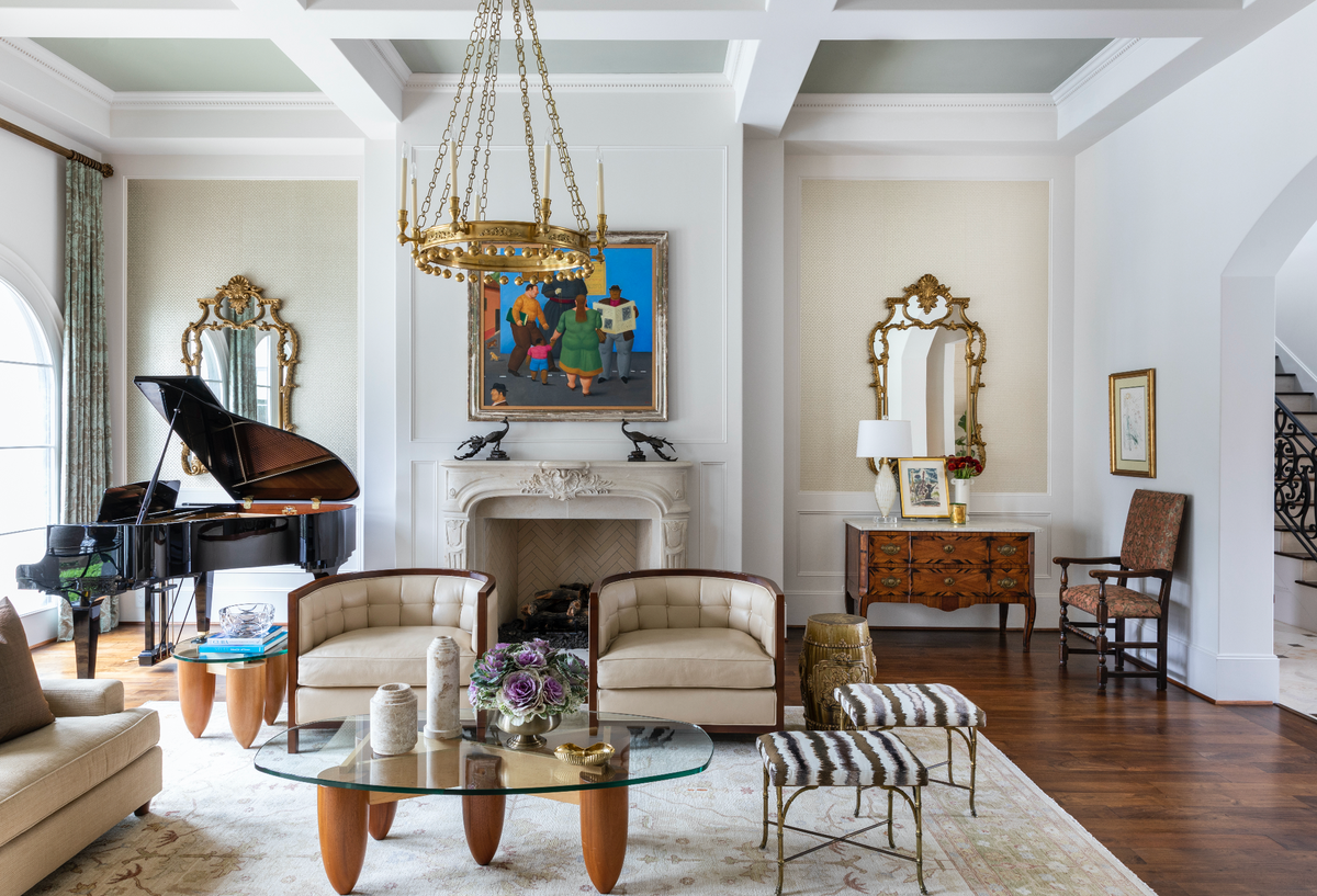 This Texas Home Blends Art Deco and Mediterranean Styles