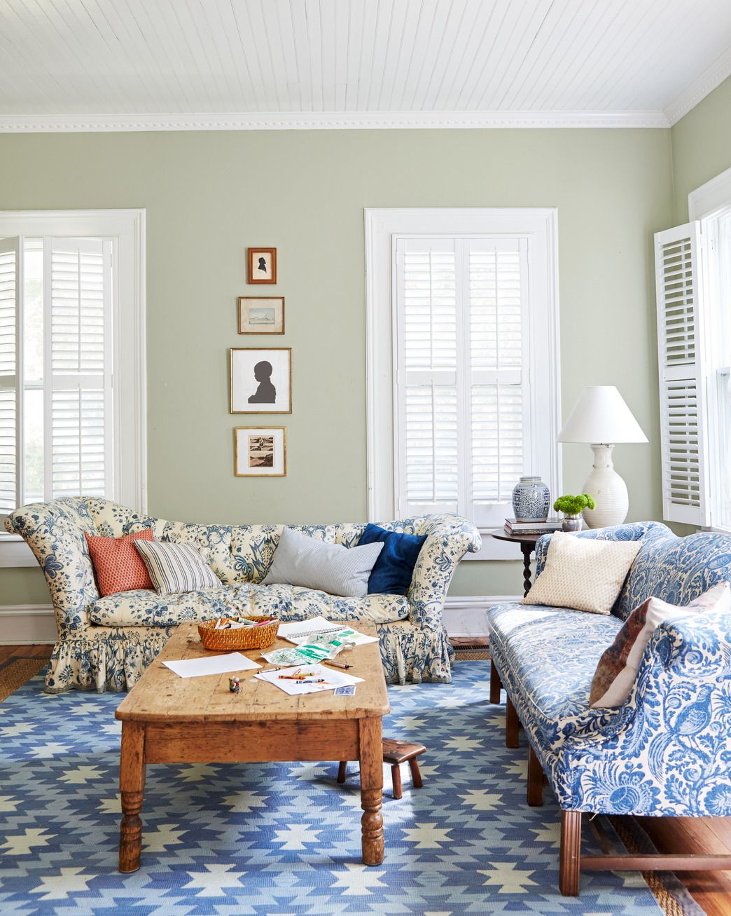 Drawing room light colour sales