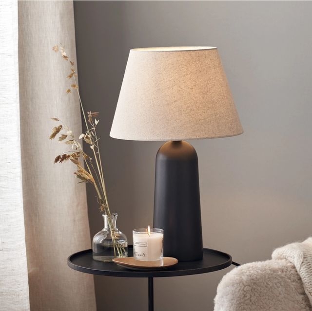 15 Living Room Table Lamps For 2023