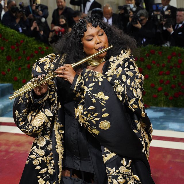 new york, new york   may 02 lizzo plays the flute at the 2022 costume institute benefit celebrating in america an anthology of fashion at metropolitan museum of art on may 02, 2022 in new york city photo by sean zannipatrick mcmullan via getty images