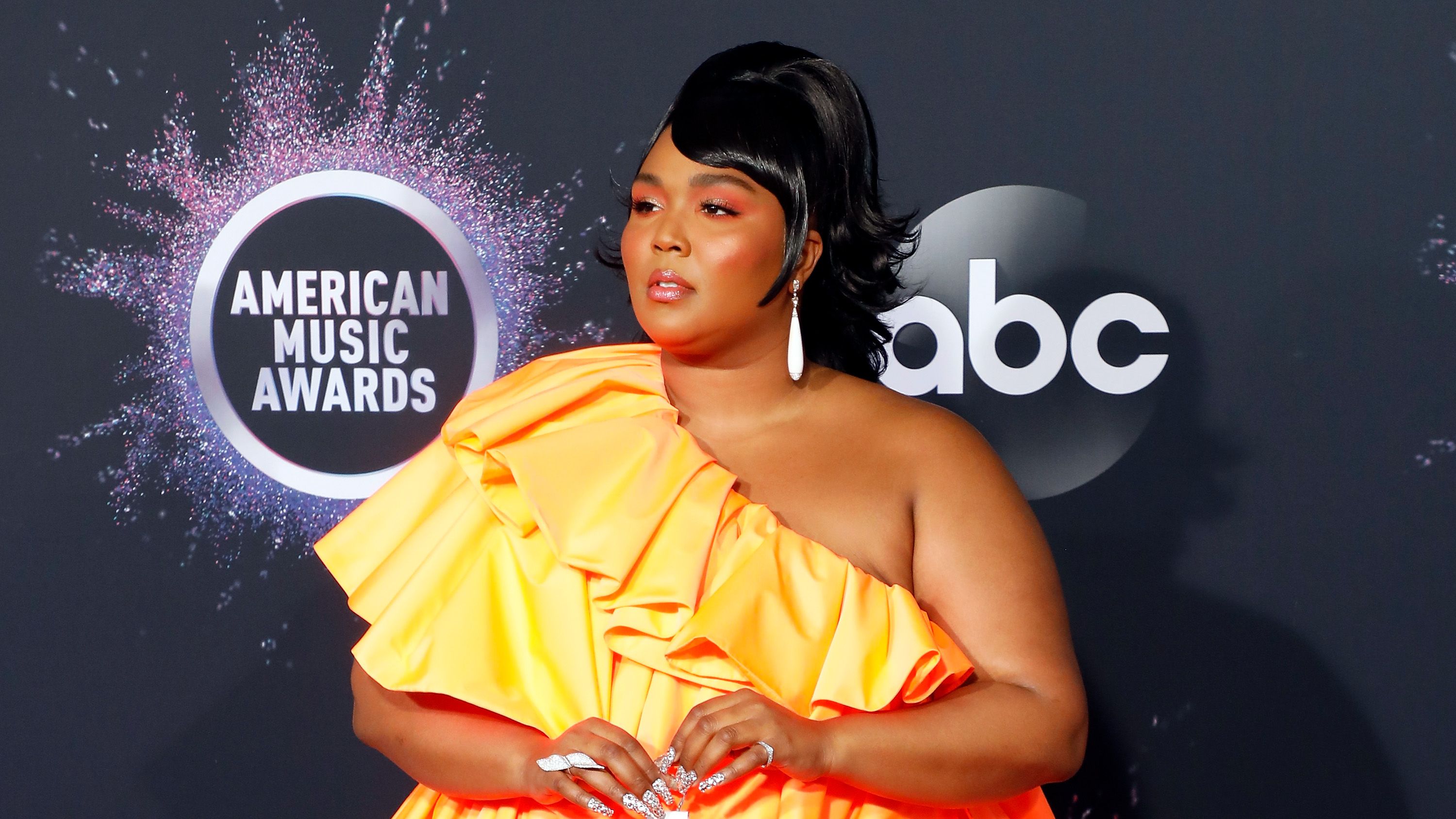 Best of 2021: The Breakout Plus Size Beauty Influencers To Watch- At ALL  Ages