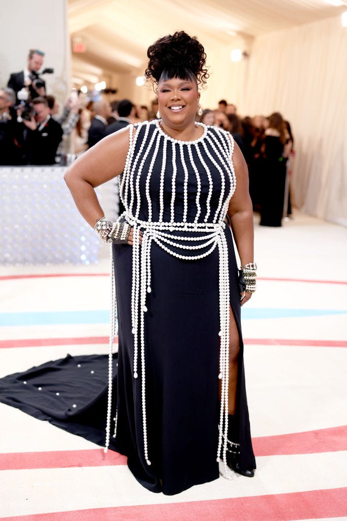 Lizzo Wears a Stunning Pearl Dress at the 2023 Met Gala