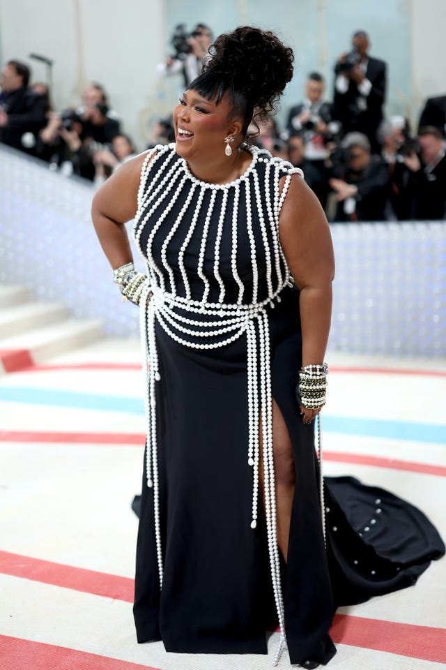 Lizzo Wears A Stunning Pearl Dress At The 2023 Met Gala