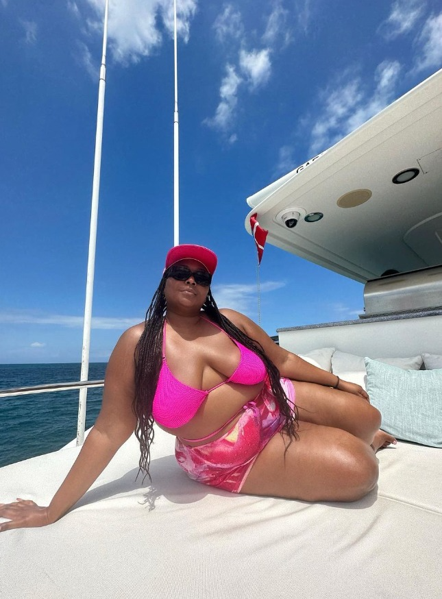 lizzo-good-american-bikini-instagram-1-1