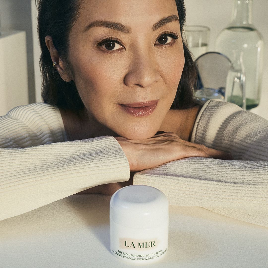 The Malaysian actress shows that one can achieve 'The Look of La Mer' at any age. 