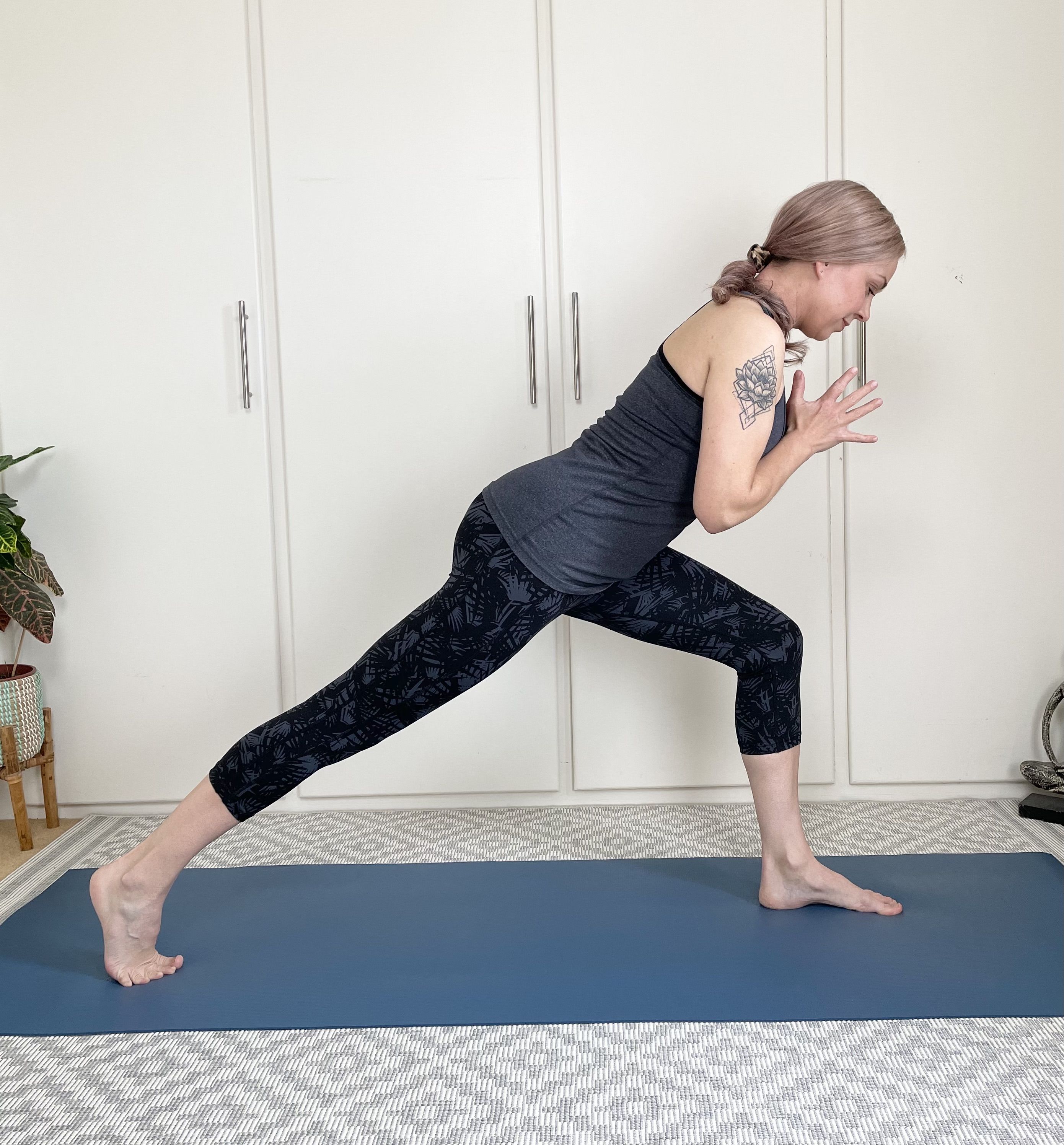 16 Hip Stretches Your Body Really Needs | SELF