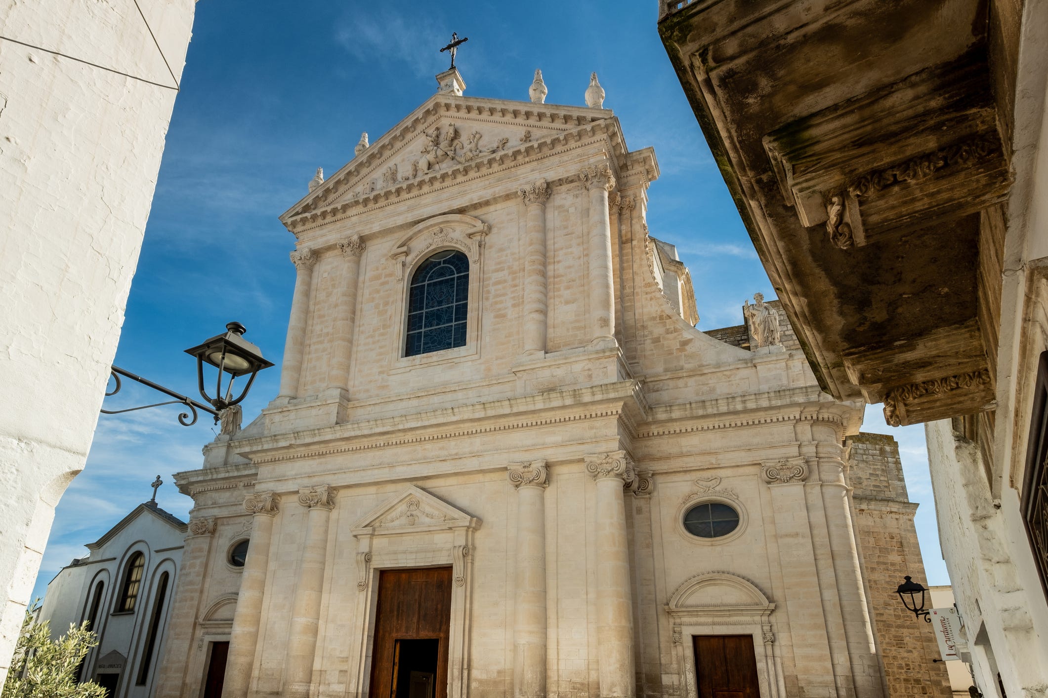 Locorotondo is one of the prettiest Puglia towns