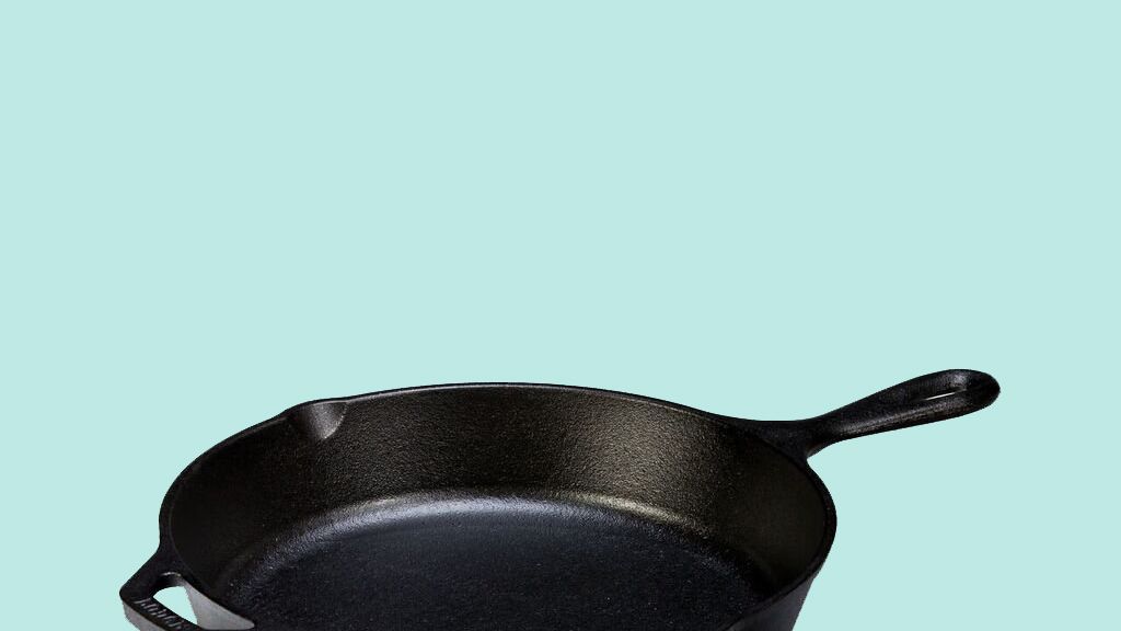 Is Having a Black Friday-Level Sale on Lodge Cookware Right Now