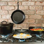 Cookware and bakeware, Frying pan, Cooktop, Stove, Iron, Room, Gas stove, Breakfast, Dish, Kitchen stove, 