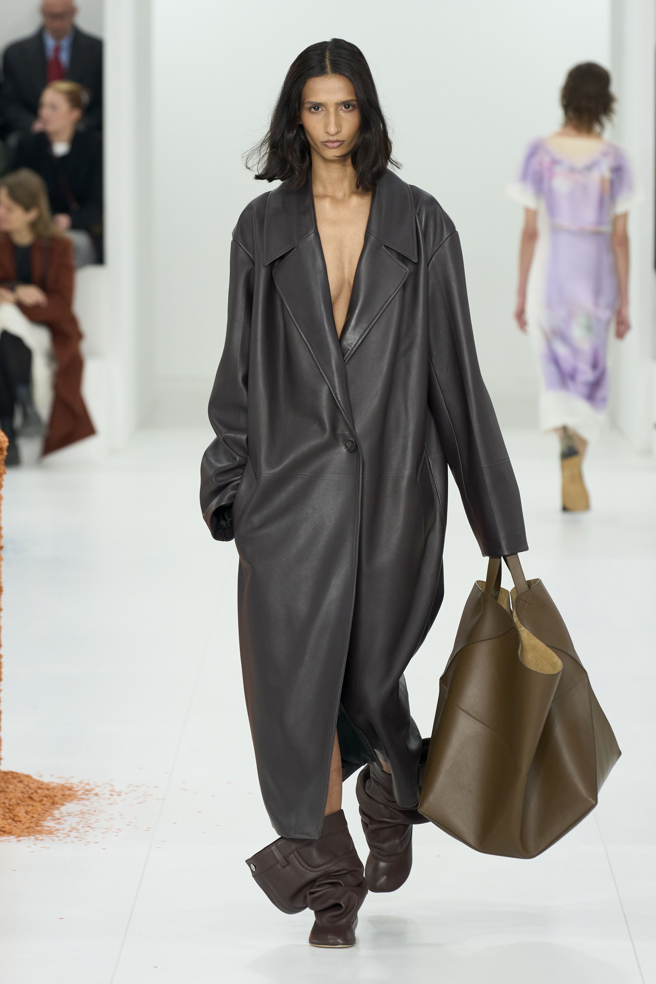 ロエベ（LOEWE）2023秋冬コレクション | ファッション | ELLE ［エル