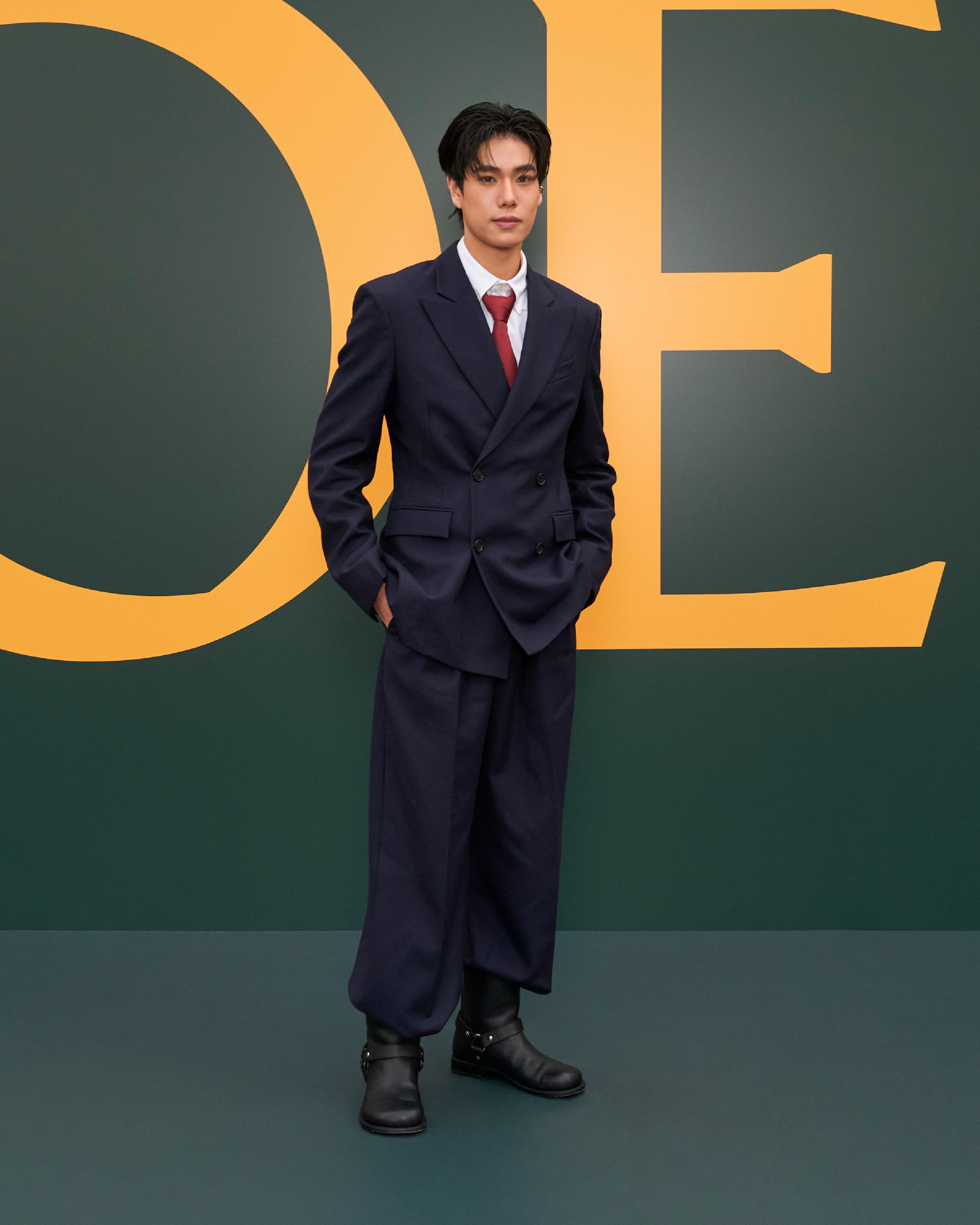 loewe-ss25-mens-show-phuwin-