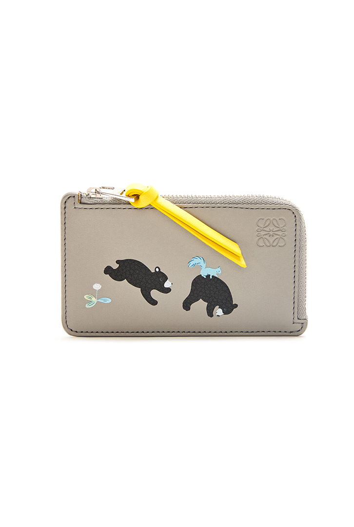 ロエベ×スナ・フジタ」コラボコレクションを速報公開! 日本限定 ロエベ×スナ・フジタ」コラボコレクションを速報公開! 日本限定