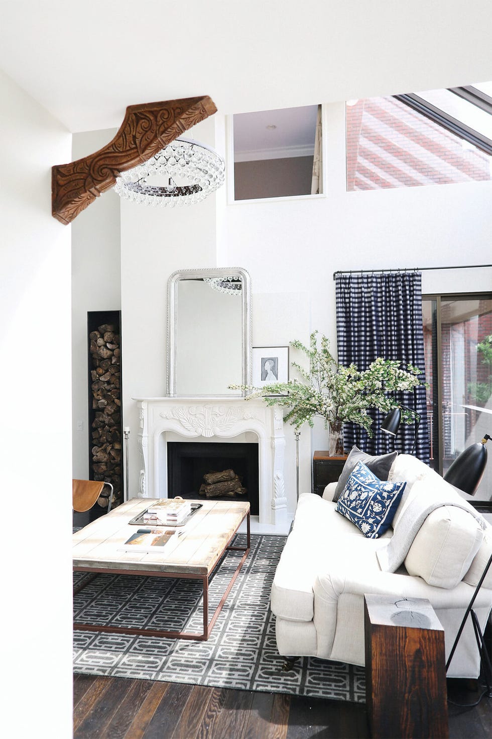 The Ultimate Guide to Loft Living: Chic Decor Tips & More