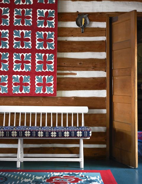 log cabin quilt entryway design ideas