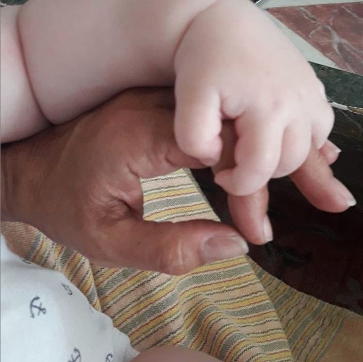 Finger, Hand, Skin, Nail, Thumb, 