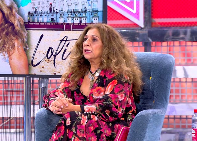 lolita habla de la guerra entre isabel pantoja y kiko rivera en el 'deluxe'