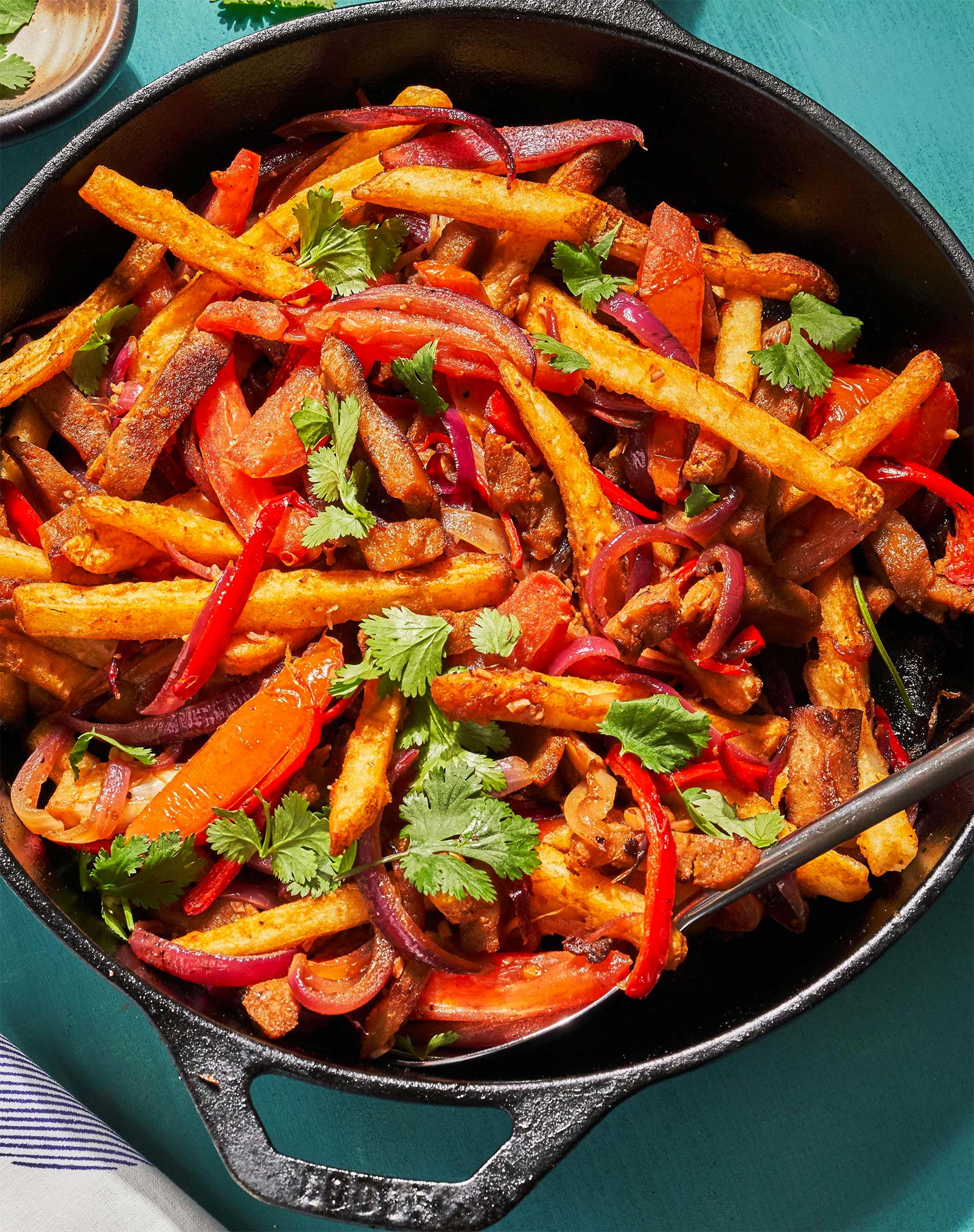 lomo saltado peruano con seitán