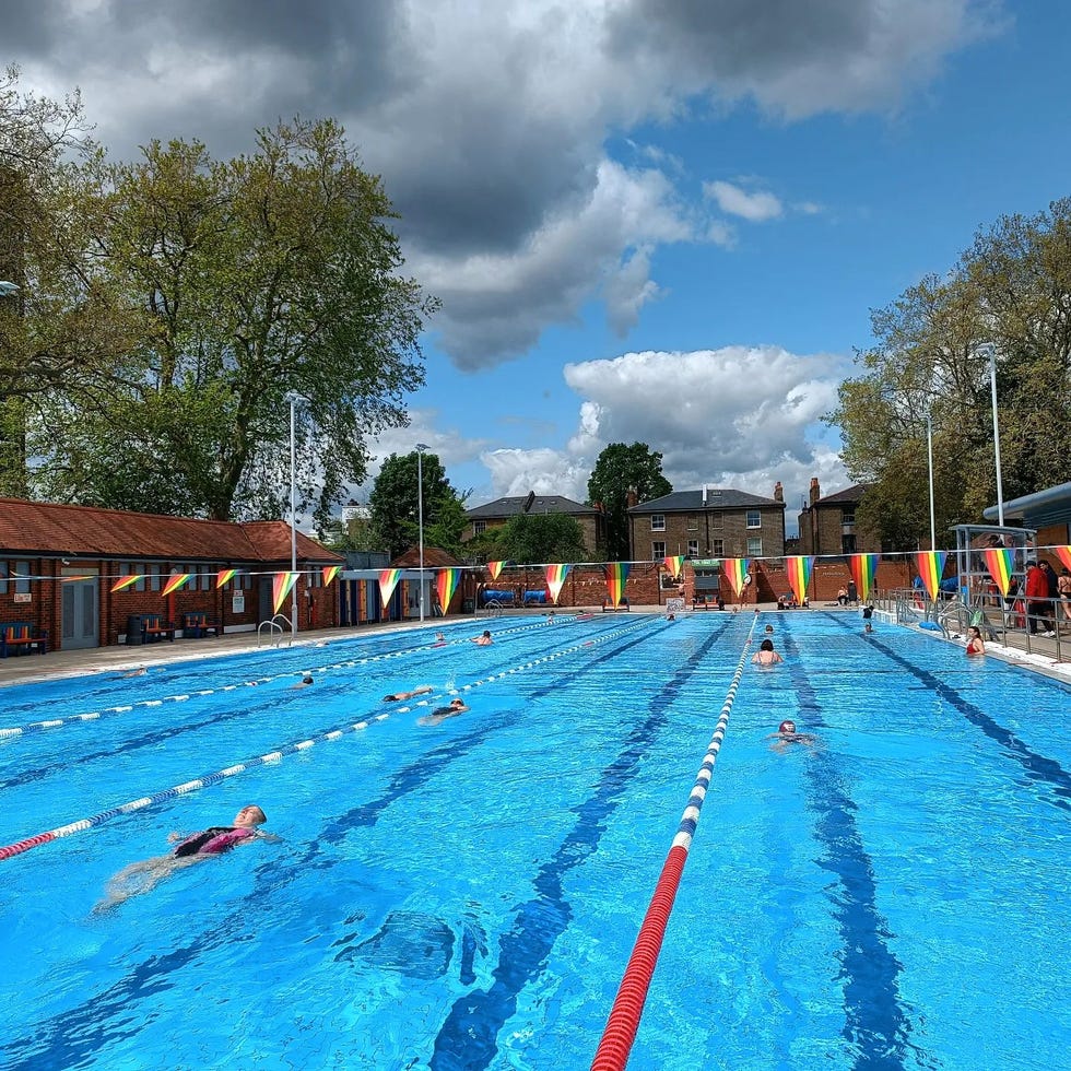 25 lidos outdoor pools near me in the UK