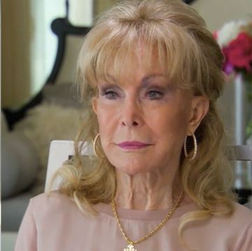 'Long Island Medium' Theresa Caputo Gives Barbara Eden an Emotional Reading After Her Son's Death