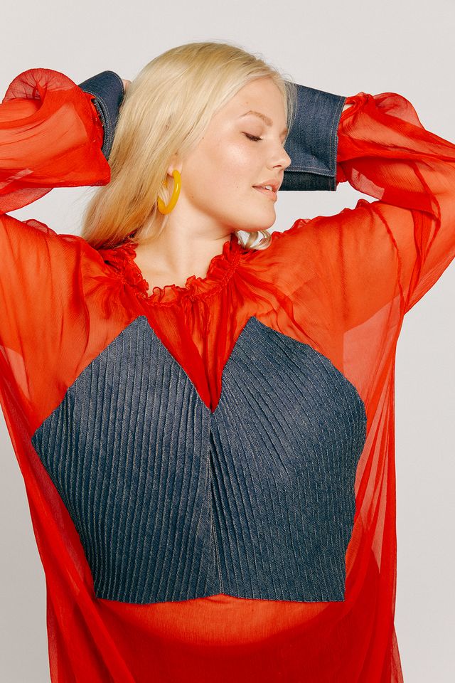 Red, Orange, Clothing, Blond, Shoulder, Beauty, Yellow, Outerwear, Fashion, Jacket, 