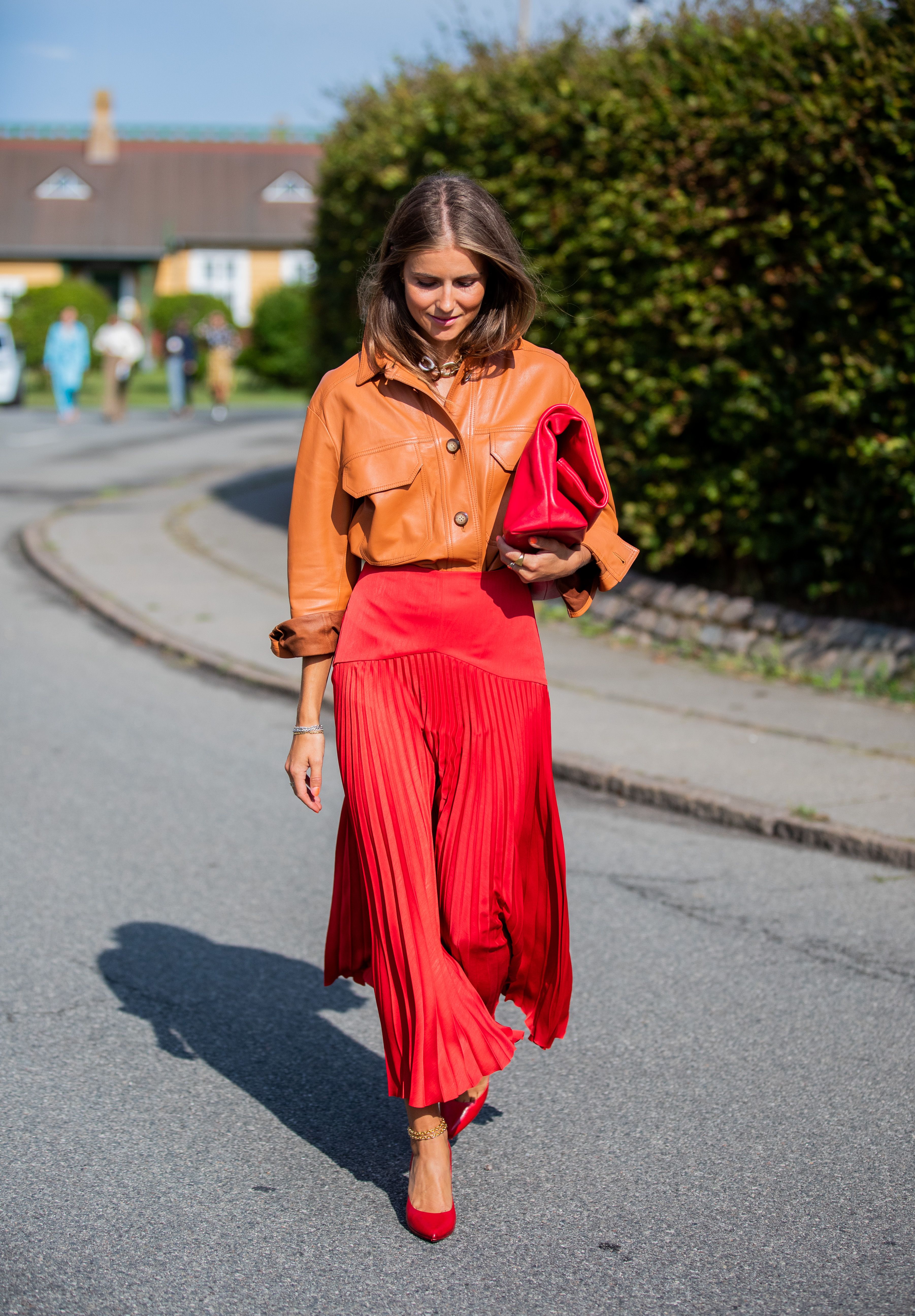 A new day outlet red pleated skirt