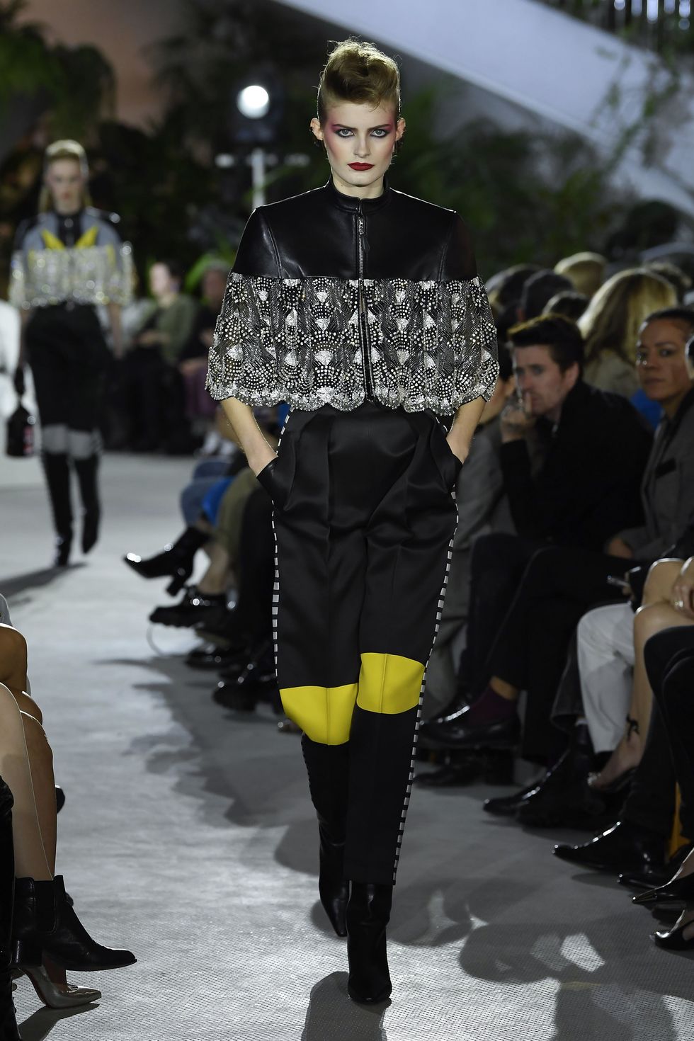 Louis Vuitton Resort 2020 Collection - Vogue  Fashion, Runway fashion,  Runway fashion couture
