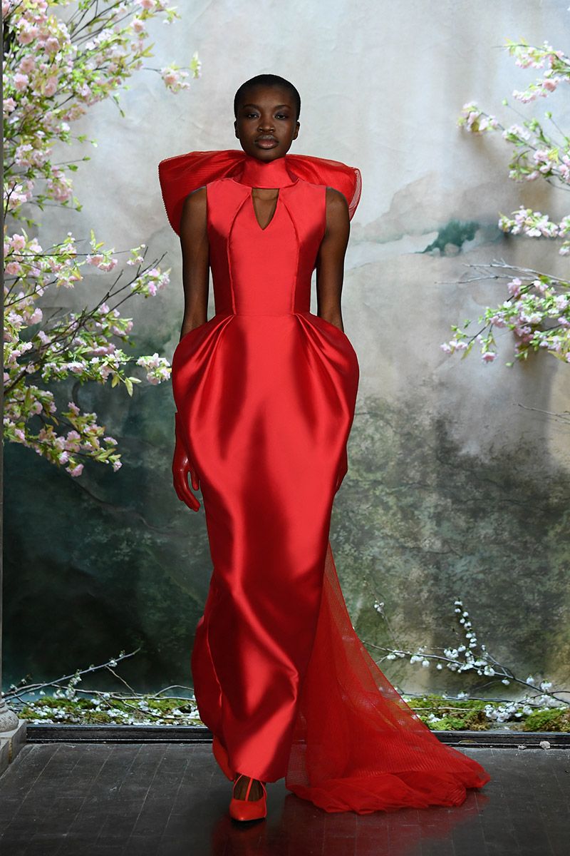 10 dramatic red wedding dresses - how to wear red at your wedding