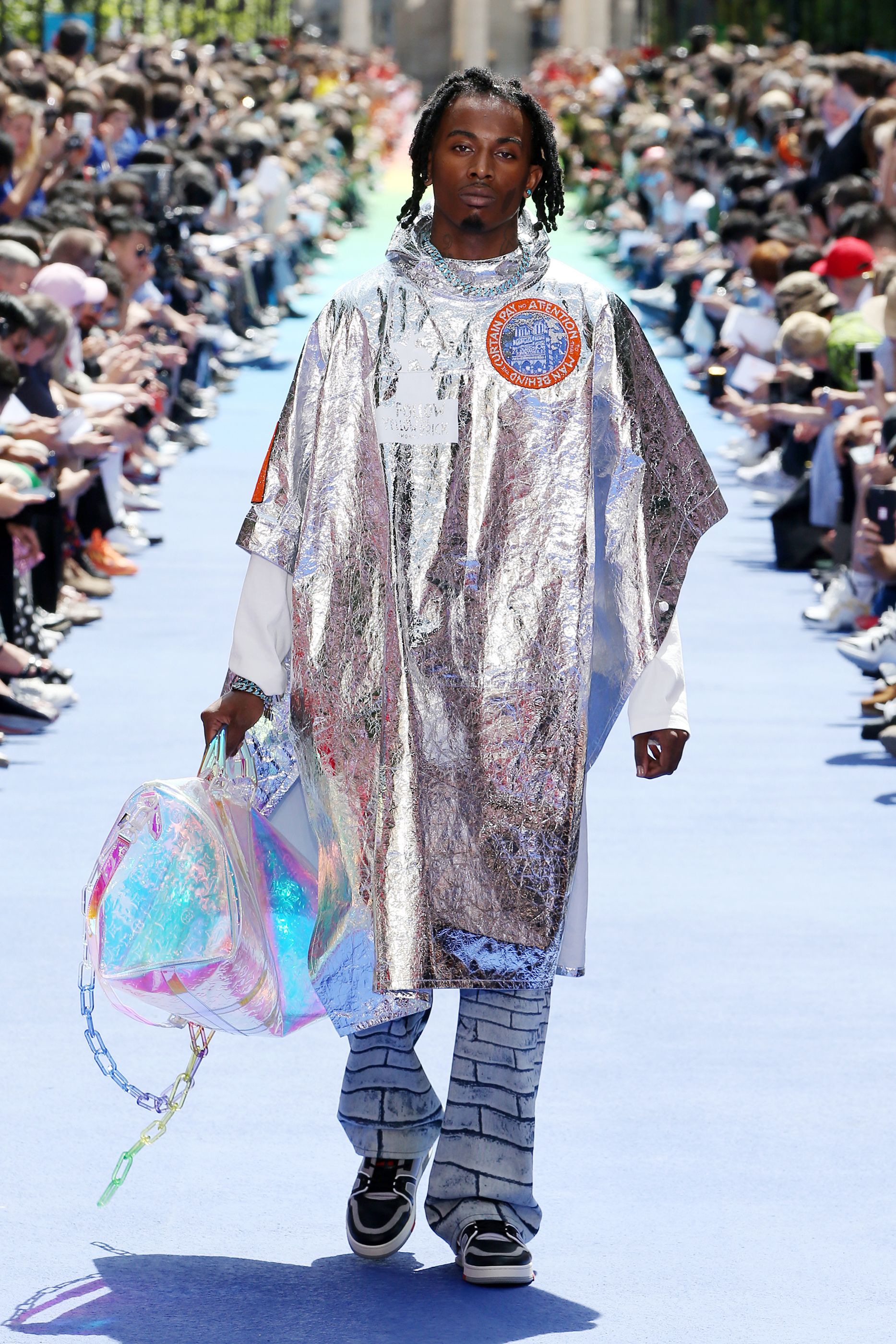 La prima sfilata di Louis Vuitton sotto la direzione creativa di