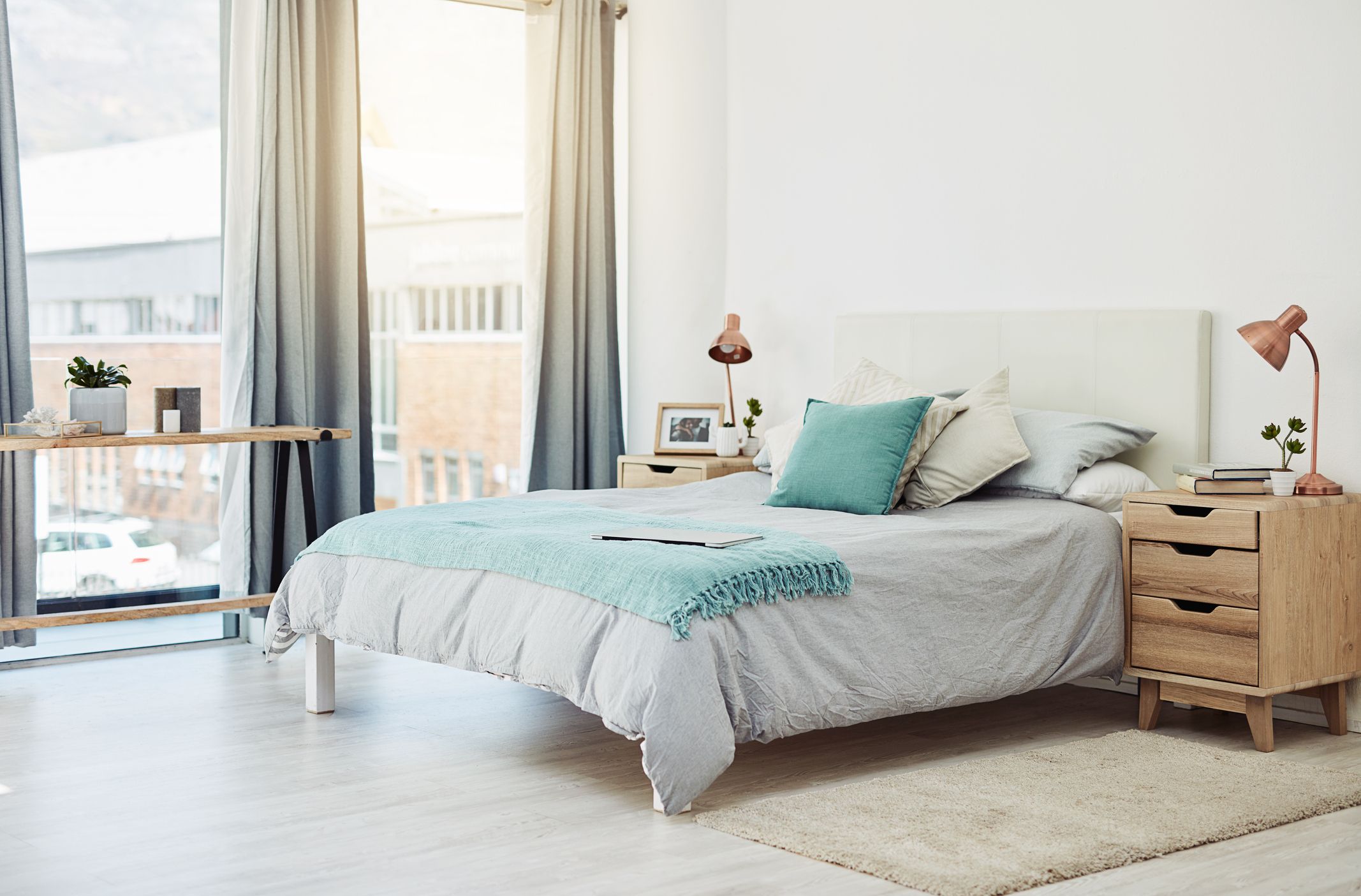 Cortinas para el dormitorio: 10 consejos para elegir bien