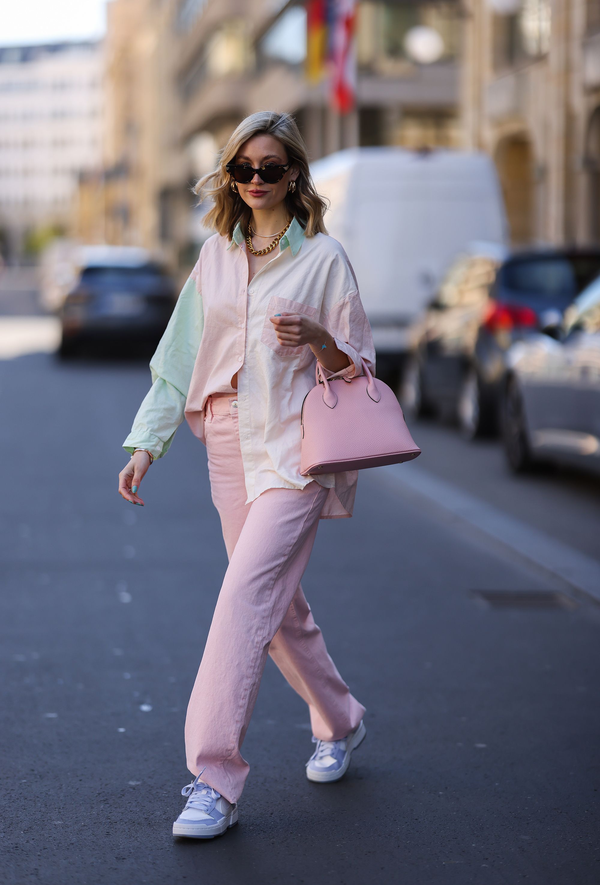 atención Contagioso localizar Cómo combinar el color rosa para vestir con estilo