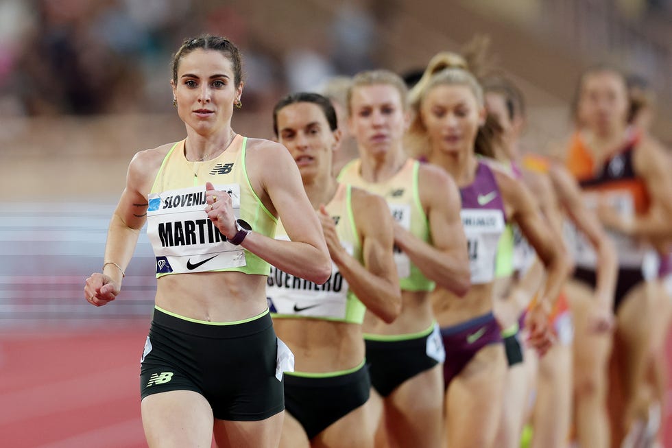 Atletismo - Página 26 Lorena-martin-of-spain-competes-in-the-womens-2000m-final-news-photo-1720819692