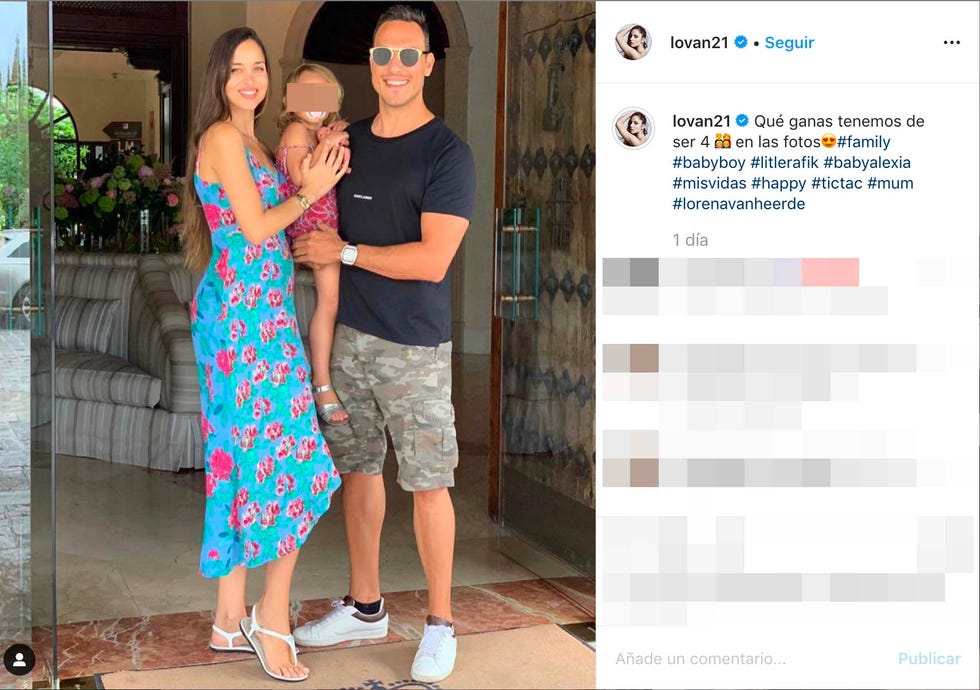 Lorena Van Heerde posa con su hija Alexia y su pareja el doctor Rafik