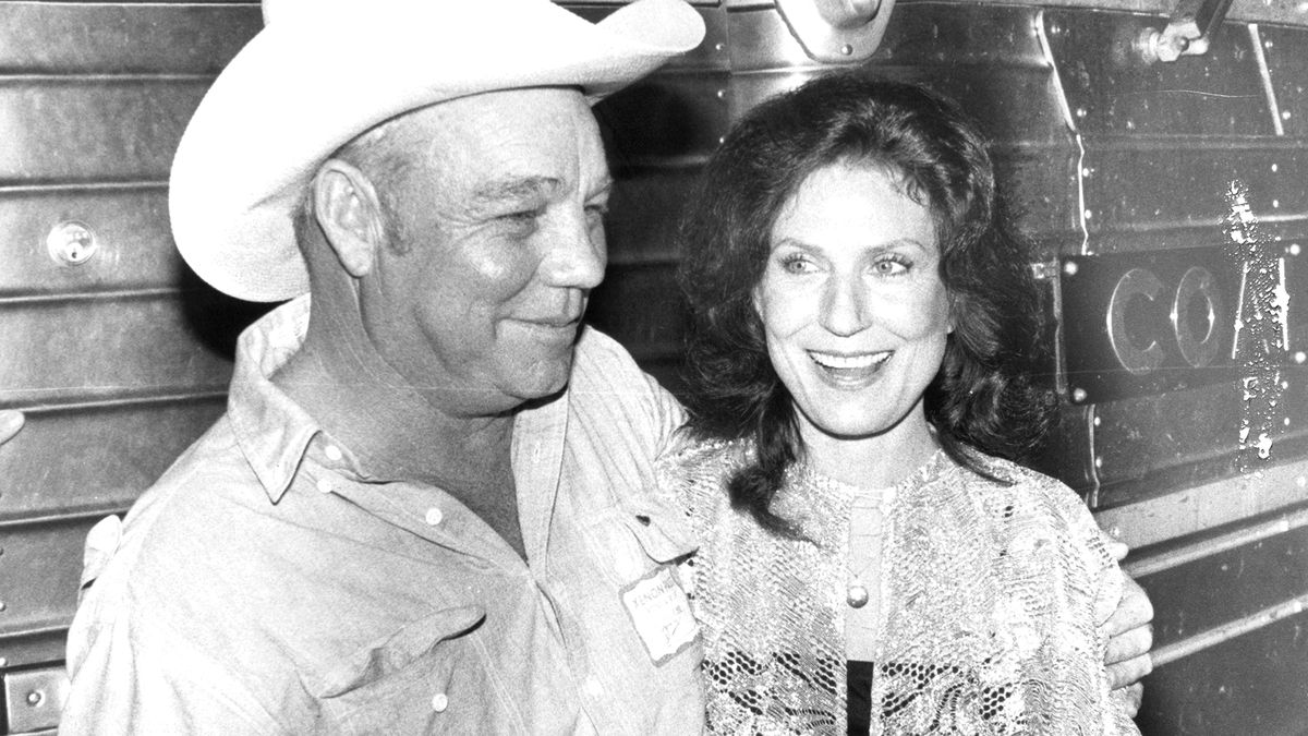 Why Loretta Lynn Stood by Her Husband Despite His Cheating and Violent Behavior