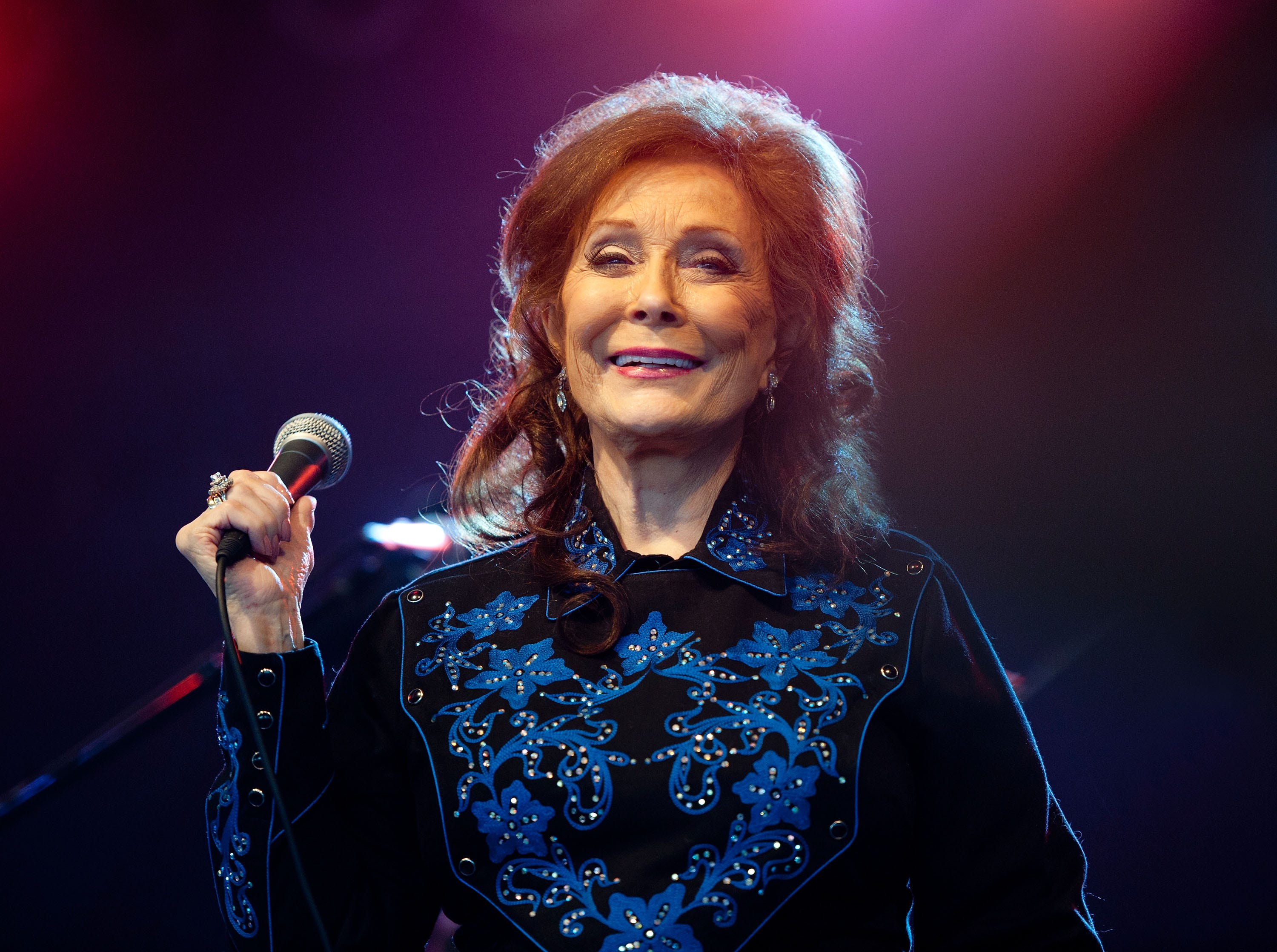 Loretta Lynn's Last Instagram Post Was an Extremely Powerful Bible Passage