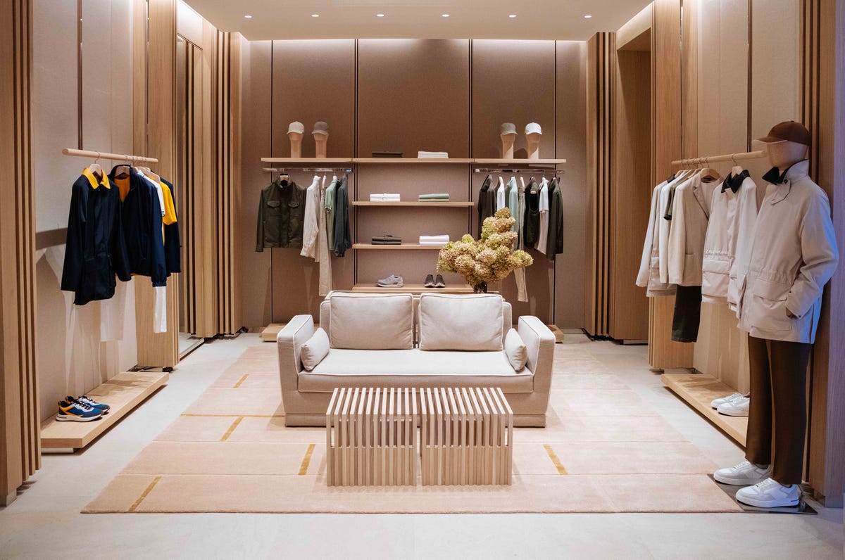 Loro Piana opens a new store in Palo Alto and introduces a