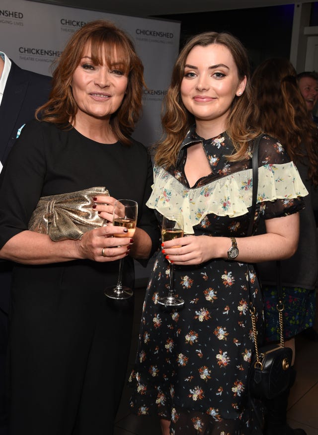 celebrity gogglebox 2021 cast