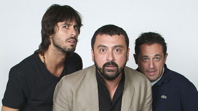 hugo silva, paco tous y pepón nieto en una foto de los hombres de paco