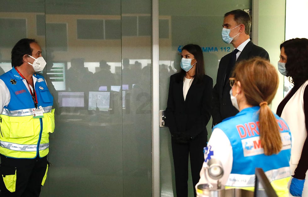 los reyes visitan la agencia de seguridad y emergencias madrid 112