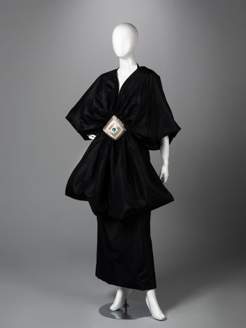 Auction: The Haute Couture Collections of Susan Gutfreund and ...