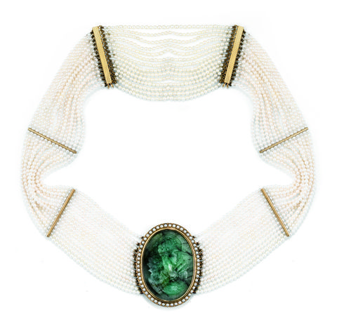 sotheby's emerald cultured pearl collier de chien