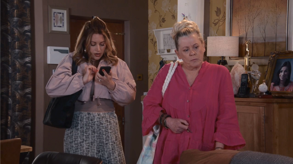 lou michaelis and bernie winter, coronation street