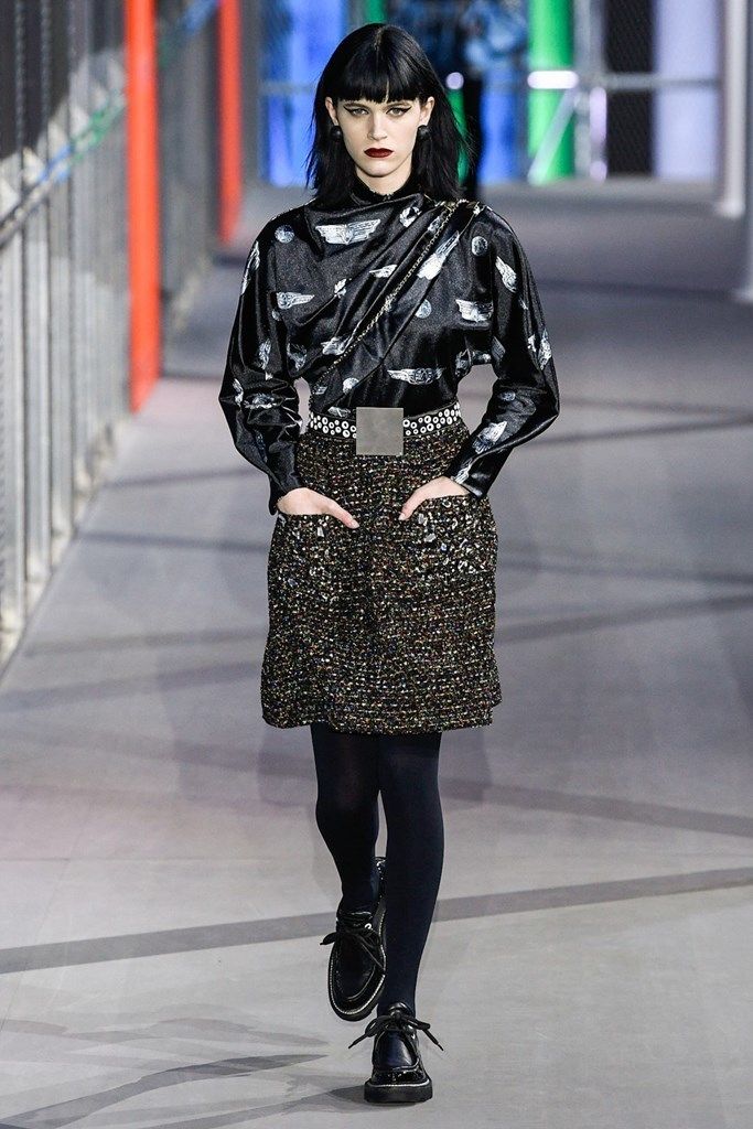 Would you rock these Louis Vuitton tights this fall? - Gl Diaries