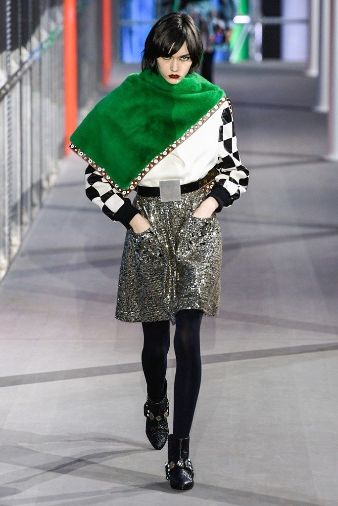 Louis Vuitton on X: #LVFW19 by @TWNGhesquiere. A Centre Pompidou-inspired  backdrop set the tone for today's #LouisVuitton Women's Fall-Winter 2019  Fashion Show at the Louvre in Paris. Watch the show now on