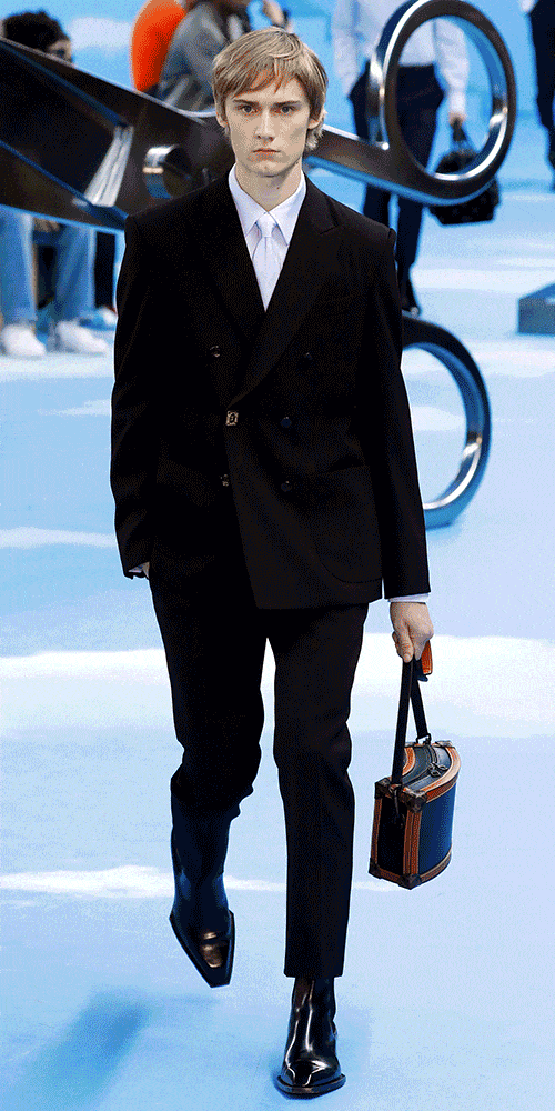 Louis Vuitton Suit 